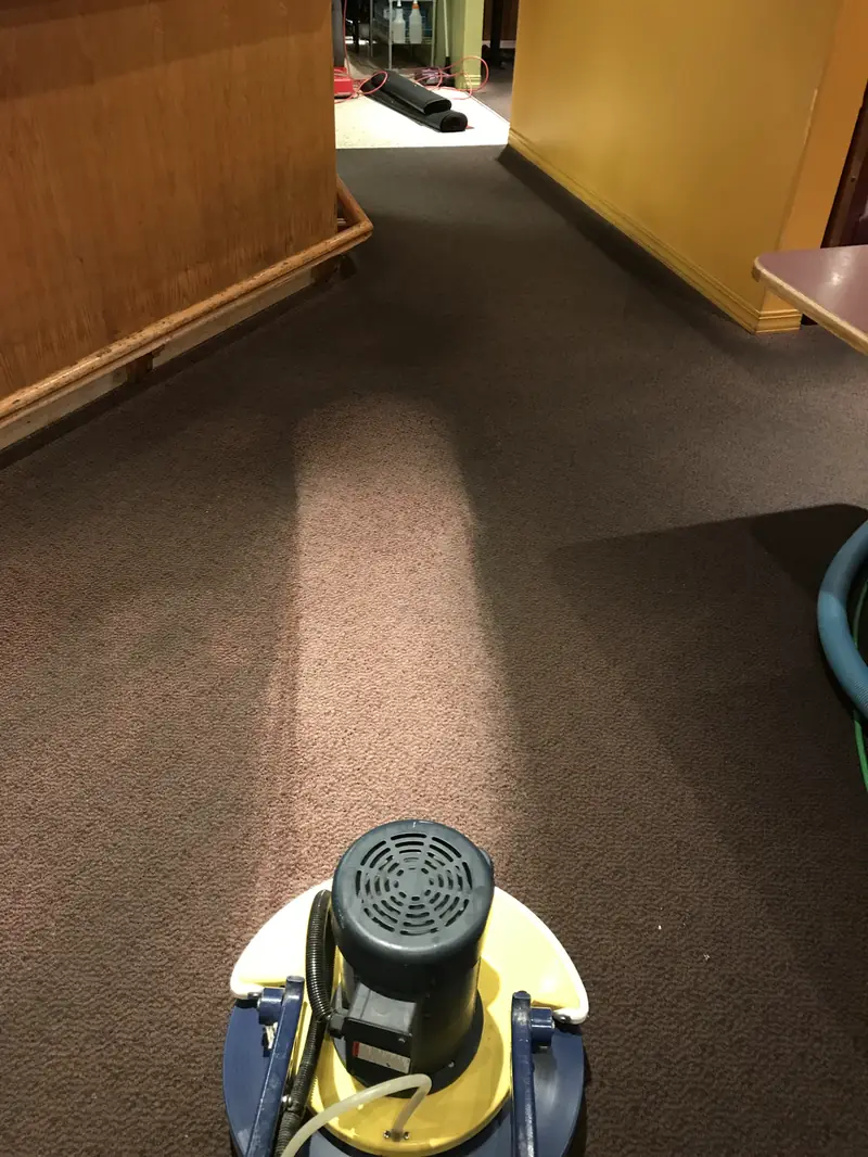 A CRB machine at the end of a restaurant aisle